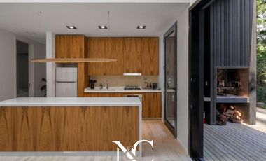 Casa en venta en Costa Esmeralda con fondo libre