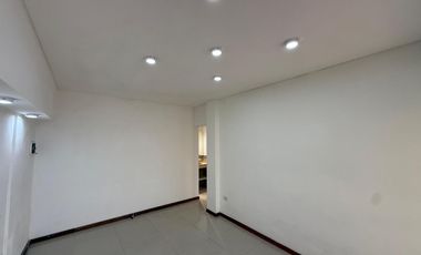 Departamento ph dos ambientes con patio en alquiler en Wilde