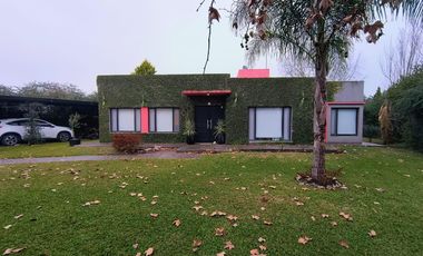 Casa en  Prados de la Adelina