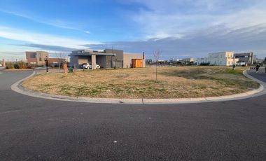 Lote en venta en complejo San Sebastian Area 7