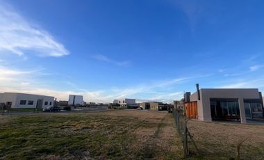 Lote en venta en complejo San Sebastian Area 7