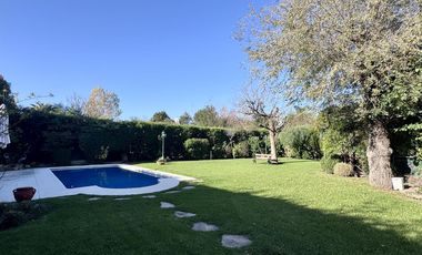 Casa en  VENTA BARRIO CAMPOS DE ECHEVERRIA CANNING