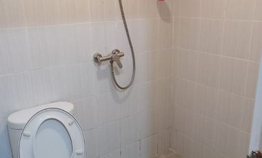 Disewakan Puncak Dharmahusada Studio Furnish NEW