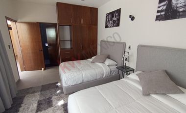 Hogar Contemporáneo en San Diego Alcalá, Ixtapan