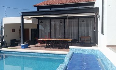 Hogar Contemporáneo en San Diego Alcalá, Ixtapan