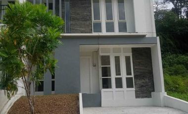 Jual Rumah di Regency cluster De'Royale, balikpapan