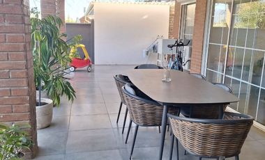 VENTA CASA , ESTILO GEORGIAN EN SANTA AURORA, MACHALI