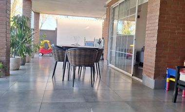 VENTA CASA , ESTILO GEORGIAN EN SANTA AURORA, MACHALI