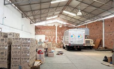 VENTA de BODEGAS en LOS PATIOS