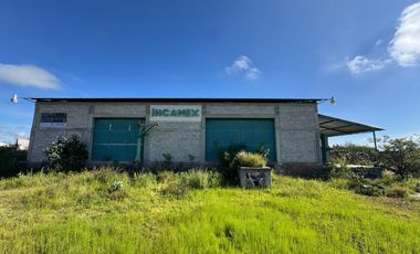 Bodega multiusos a pie de carretera en Venta sobre Carretera Huichapan, Hidalgo.