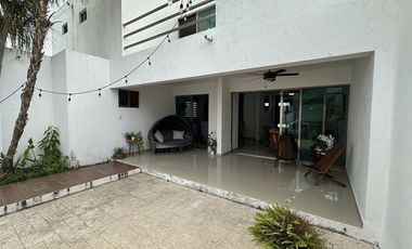 Casa en venta | Montecristo | 3 habitaciones | Amueblada.