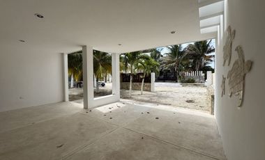 CASA EN VENTA EN SEGUNDA FILA EN LA PLAYA, SAN BENITO