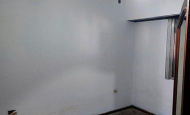 Casa en venta - 3 Dormitorios 2 Baños 4 Cocheras - 500Mts2 - Bernal Oeste
