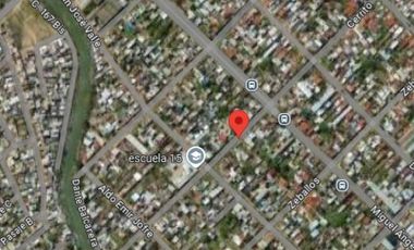 Casa en venta - 3 Dormitorios 2 Baños 4 Cocheras - 500Mts2 - Bernal Oeste