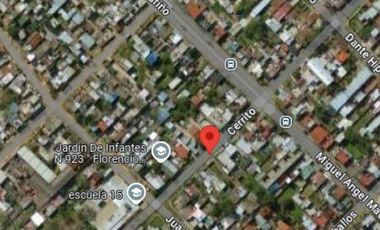 Casa en venta - 3 Dormitorios 2 Baños 4 Cocheras - 500Mts2 - Bernal Oeste