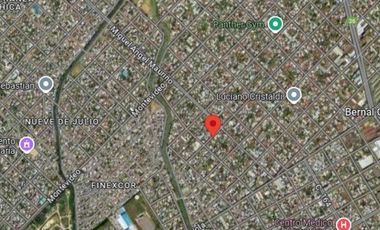 Casa en venta - 3 Dormitorios 2 Baños 4 Cocheras - 500Mts2 - Bernal Oeste