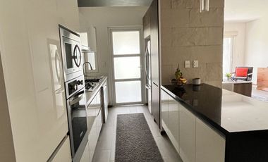 Departamento en renta en cumbres de lago Juriquilla