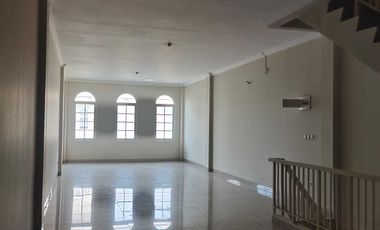 Jual Ruko gandeng Greenlake city  Jakarta Barat Tangerang