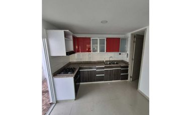 En venta Casa de 2 Niveles en Ciudad jardín - Barranquilla Norte