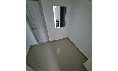 En venta Casa de 2 Niveles en Ciudad jardín - Barranquilla Norte
