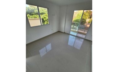 En venta Casa de 2 Niveles en Ciudad jardín - Barranquilla Norte