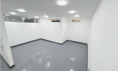 En arriendo: Oficina en Modelia | 90 m² | Espacio independiente