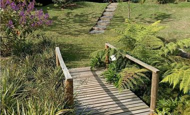 Espectacular casa finca en exclusiva unidad cerrada en La Ceja