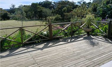 Espectacular casa finca en exclusiva unidad cerrada en La Ceja