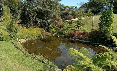 Espectacular casa finca en exclusiva unidad cerrada en La Ceja