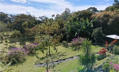Espectacular casa finca en exclusiva unidad cerrada en La Ceja