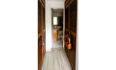 VENTA APARTAMENTO SECTOR LA AGUACATALA MEDELLIN