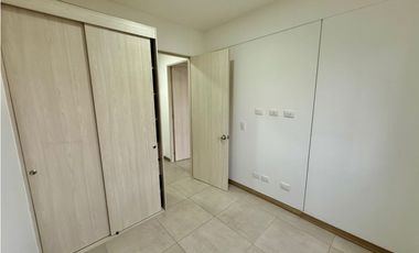 Apartamento a la venta en Sabaneta en piso alto