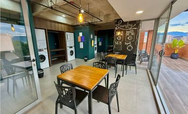 Apartamento a la venta en Sabaneta en piso alto