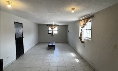 Local con amplio terreno en renta. Colonia Salvarcar Juárez Chih.