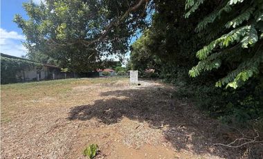 VENTA DE PROPIEDAD A 1 PASO DE LA INTERAMERICANA  1,100 METROS CERCADA