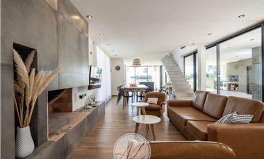 Casa en Ecuestre - Costa Esmeralda