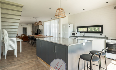 Casa en Ecuestre - Costa Esmeralda