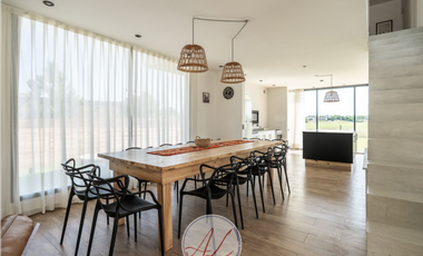 Casa en Ecuestre - Costa Esmeralda