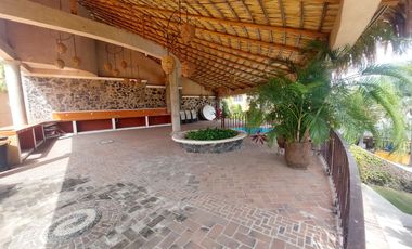 Casa en Fraccionamiento en Burgos Bugambilias Temixco - LLR-143-Fr