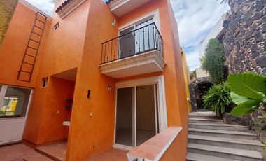 Casa en Fraccionamiento en Burgos Bugambilias Temixco - LLR-143-Fr