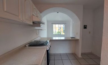 Casa en Fraccionamiento en Burgos Bugambilias Temixco - LLR-143-Fr