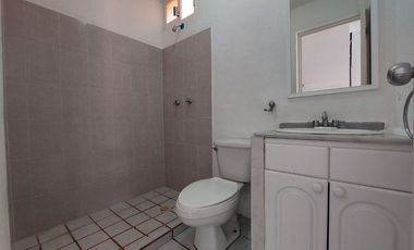 Casa en Fraccionamiento en Burgos Bugambilias Temixco - LLR-143-Fr