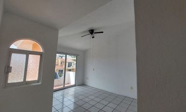 Casa en Fraccionamiento en Burgos Bugambilias Temixco - LLR-143-Fr