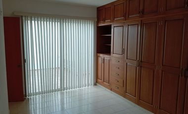 Propiedad en Venta en El Porvenir Jiutepec | Casa con Local Comercial y 2 Departamentos para Inversión