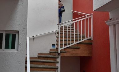 Propiedad en Venta en El Porvenir Jiutepec | Casa con Local Comercial y 2 Departamentos para Inversión