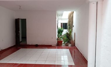 Propiedad en Venta en El Porvenir Jiutepec | Casa con Local Comercial y 2 Departamentos para Inversión