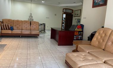 Dijual Rumah 5 kamar tidur di Mainroad Setraduta Raya Bandung Utara