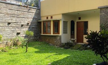 Dijual Rumah 5 kamar tidur di Mainroad Setraduta Raya Bandung Utara