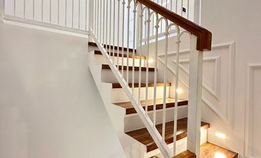 Rumah 1 M an dalam Cluster Exclusive dekat Akses Tol