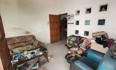 Rumah Klasik sangat Strategis Dekat Mangkunegaraan Banjarsari Solo